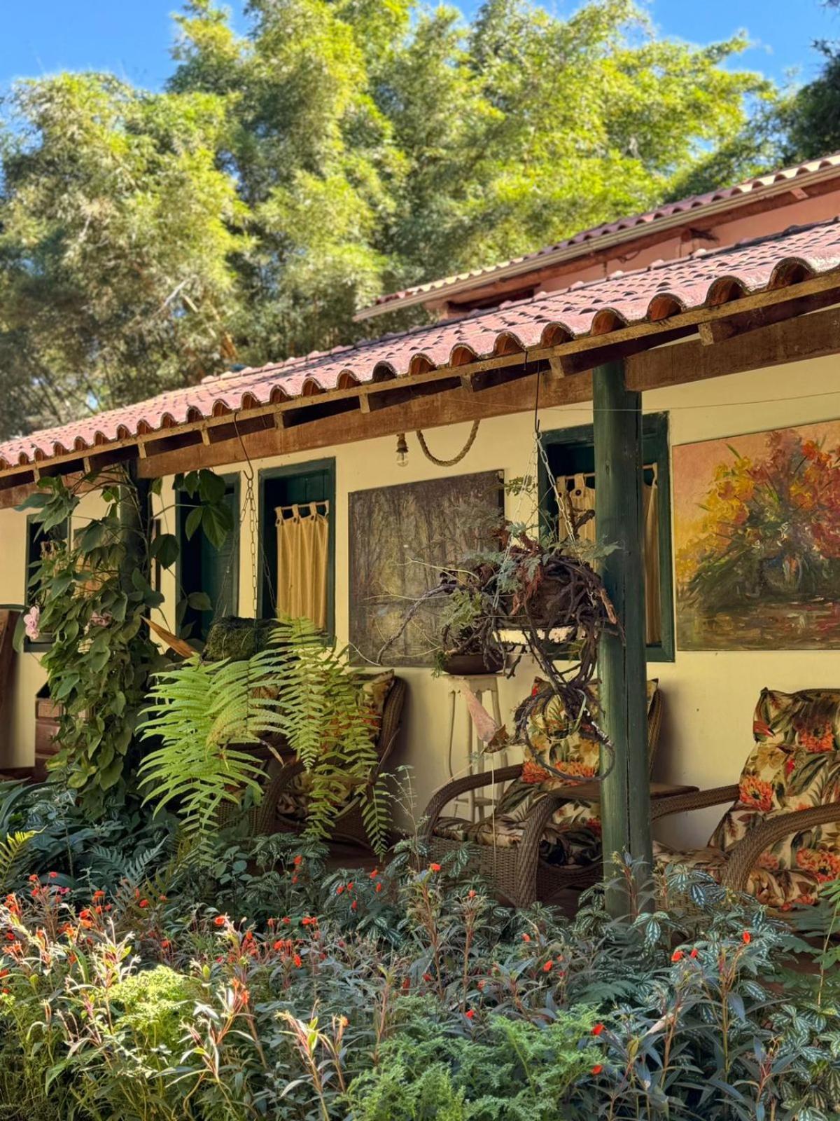 Pousada Passaredo Brumadinho Exterior photo
